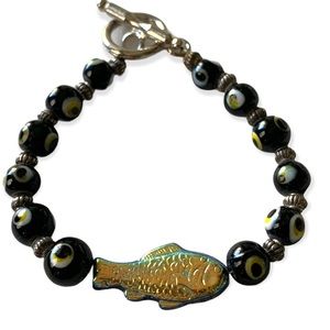 Fish bracelet beaded
